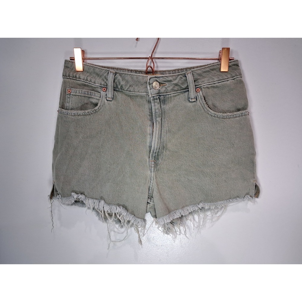 Maurices Goldie Blues Cheeky Shortie High Rise Denim Shorts Sage Sz 8 Distressed